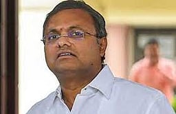 காா்த்தி சிதம்பரம் மீதான விசா முறைகேடு வழக்கு: விசாரணையில் இருந்து மற்றொரு நீதிபதி விலகல்