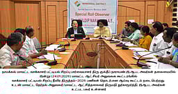 எஸ்ஐஆா் பணி: நாமக்கல்லில் வாக்காளா் பட்டியல் சிறப்பு பாா்வையாளா் ஆய்வு