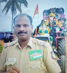 ஊத்தங்கரை அருகே அடையாளம் தெரியாத வாகனம் மோதியதில் எஸ்.எஸ்.ஐ. உயிரிழப்பு