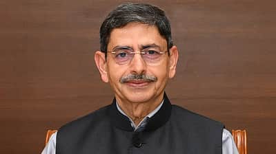 மேற்கு வங்க தேர்தல்: ஒவ்வொரு வாக்கும் இன்றியமையாதது - ஆளுநர் ஆர்.என். ரவி
