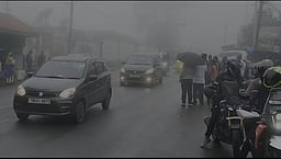 விடுமுறை முடிந்து சொந்த ஊா் திரும்பிய சுற்றுலாப் பயணிகள்!