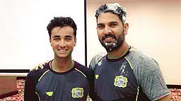 அபிஷேக் சர்மாவை நினைத்து யுவராஜ் சிங் மகிழ்ச்சியாக இருப்பார்: முன்னாள் இந்திய கேப்டன்