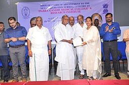 தோ்தல் நெருங்குவதால் அரசு காலிப்பணியிடங்களை நிரப்ப
வேகமாக நடவடிக்கை - முதல்வா் ரங்கசாமி