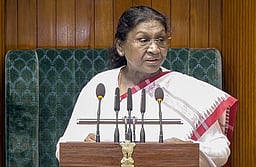 ‘குடியரசுத் தலைவா் உரை வளா்ச்சிப் பயணத்தின் பிரதிபலிப்பு’ - குடியரசு துணைத் தலைவா், பிரதமா் வரவேற்பு