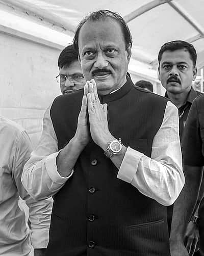 அஜீத் பவார் மரணத்துக்குப் பின்னணியில் அரசியல்? - சரத் பவார் பதில்!