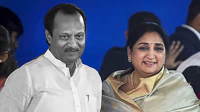 துணை முதல்வராக சுநேத்ரா பவாா் இன்று பதவியேற்பு?