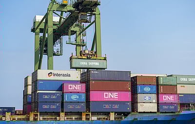 அடுத்த நிதியாண்டில் 7.2% பொருளாதார வளா்ச்சி : பொருளாதார ஆய்வறிக்கையில் தகவல்