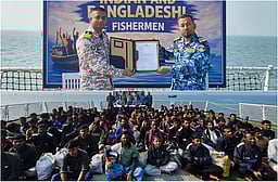 23 இந்திய மீனவர்கள் விடுவிப்பு! 128 வங்கதேசத்தினர் ஒப்படைப்பு! 