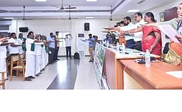 தென்காசியில் தேசிய தொழுநோய் ஒழிப்பு நாள்
உறுதி மொழியேற்பு