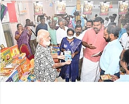 தென்காசியில் 4-வது பொதிகை புத்தகத் திருவிழா தொடக்கம்!