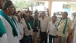 திருப்பத்தூா் குறைதீா் கூட்டம்: விவசாயிகள் புறக்கணிப்பு