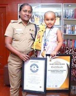 4 வயது சிறுமி சாதனை:
நாமக்கல் எஸ்.பி. வாழ்த்து