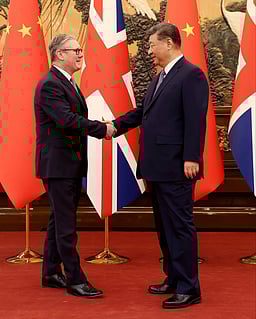 வரியைப் பாதியாகக் குறைத்த சீனா: பிரிட்டனுக்குப் பெரும் லாபம்! -பிரிட்டன் பிரதமர்