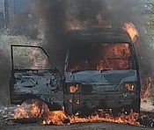 கோவில்பட்டியில் ஆம்னி வேனில் தீ!