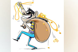 மருந்தகத்தின் பூட்டை உடைத்து பணம் திருட்டு