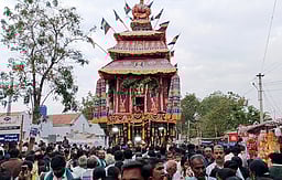 சிவன்மலை முருகன் கோயிலில்
தைப்பூச தேரோட்டம் கோலாகலம்: அமைச்சா் மு.பெ.சாமிநாதன் பங்கேற்பு