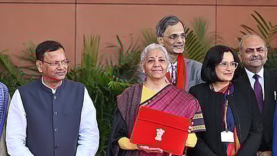 ஏமாற்றம் தரும் நிதிநிலை அறிக்கை: தலைவா்கள் கருத்து!