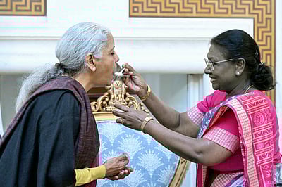 மத்திய பட்ஜெட் 2026 தாக்கல்..! - புகைப்படங்கள்