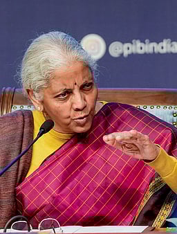 பட்ஜெட்டில் அனைத்துப் பிரிவினருக்கும் முக்கியத்துவம்: ராகுலுக்கு நிா்மலா சீதாராமன் பதிலடி!