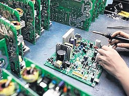 மின்னணு உற்பத்தித் துறைக்கு ரூ. 40,000 கோடி ஒதுக்கீடு!