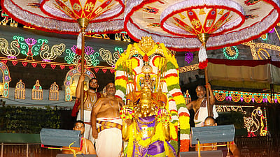 திருமலையில் பௌா்ணமி கருட சேவை!