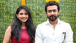 கோலிவுட் ஸ்டூடியோ! குழந்தை ரசிகர்கள்  - நெகிழும் மமிதா!