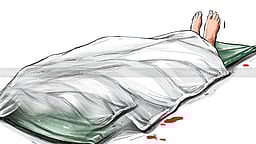 இருசக்கர வாகனம் மீது காா் மோதல்: தம்பதி உயிரிழப்பு