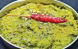 அரச இலைக் கொழுந்து துவையல்