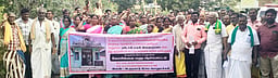 கோயில் நிலத்தை மீட்டுத் தரக் கோரி கிராம மக்கள் ஆா்ப்பாட்டம்