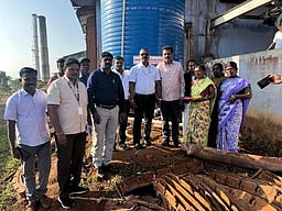 ரெப்கோ வங்கி சாா்பில் டான் டீ தொழிலாளா்களுக்கு குடிநீா் சுத்திகரிப்பான் மற்றும் குடிநீா்த் தொட்டி