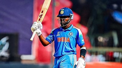 யு19 உலகக் கோப்பை: சேஸிங்கில் சாதனையுடன் இந்திய அணி இறுதிப் போட்டிக்கு முன்னேற்றம்!