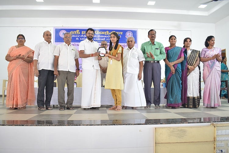 வீரகனூா் ஸ்ரீ ராகவேந்திரா மெட்ரிக். பள்ளியில் தன்னம்பிக்கை விழா