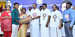 உங்களுடன் ஸ்டாலின் முகாம்: சிவங்கையில் 44,092 போ் பயன்