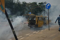 நைஜீரியாவில் ஐ.எஸ். பயங்கரவாதிகள் தாக்குதல்: 162 போ் சுட்டுக்கொலை