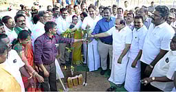 கடப்பாரை ஆற்றின் குறுக்கே
ரூ. 98 லட்சத்தில் தடுப்பணை கட்ட பூமிபூஜை