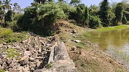 சித்தகவுண்டன் ஏரிக் கரையை சீரமைக்க வலியுறுத்தல்