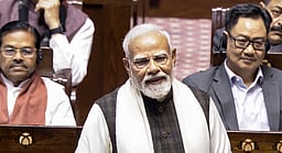 திமுக, காங்கிரஸ் உள்ளிட்ட எதிர்க்கட்சிகள் கஜானாவை நிரப்புவதில் மும்முரம்: பிரதமர் மோடி தாக்கு!