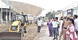 பெரம்பலூா் நகராட்சியில் வளா்ச்சித் திட்டப் பணிகள் ஆய்வு