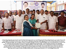 குளத்துப்பாளையத்தில் ரூ.62.53 கோடியில் 720 குடியிருப்புகள்! காணொலி வாயிலாக முதல்வா் திறந்துவைத்தாா்