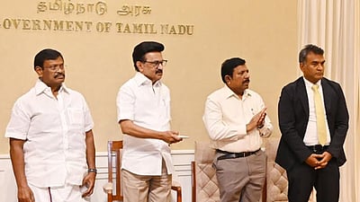 கும்மிடிப்பூண்டியில் ரூ.2,091 கோடியில் குளிா்சாதன இயந்திரங்கள் உற்பத்தி ஆலை: 
முதல்வா் மு.க.ஸ்டாலின் திறந்து வைத்தாா்