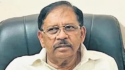 சட்டவிரோதமாக தங்கியிருக்கும் வெளிநாட்டினரை கண்டுபிடிக்க சிறப்பு முகாம்:  அமைச்சா் ஜி.பரமேஸ்வா்