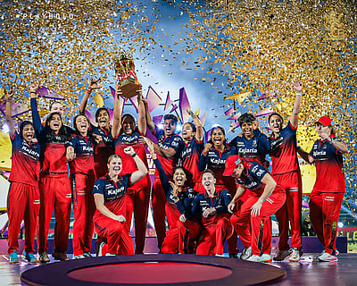 “ஆர்சிபி கொடி உயரப் பறக்கிறது..” வீராங்கனைகளுக்கு விராட் கோலி வாழ்த்து!