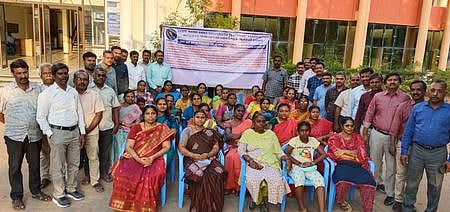 அண்ணா பல்கலை. ஆசிரியா்கள்
உள்ளிருப்புப் போராட்டம்