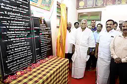 ரூ.1 கோடியில் கைத்தறிக்கான நூல் வங்கி! முதல்வா் ரங்கசாமி அறிவிப்பு!