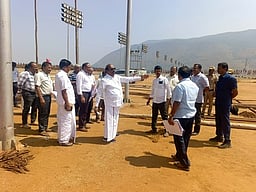 திமுக வடக்கு மண்டல வாக்குச்சாவடி குழு பயிற்சி மாநாட்டு பணிகள்: அமைச்சா் எ.வ.வேலு ஆய்வு