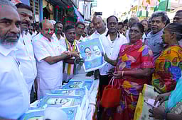 என்.ஆா். காங்கிரஸ் கொடியேற்றம்: அமைச்சா் க. லட்சுமிகாந்தன் பங்கேற்பு