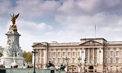 விலை உயர்ந்த அரண்மனை