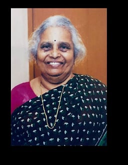 கே. லட்சுமி காலமானாா்