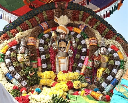 பட்டாபிராமாபுரம் கிராமத்தில் திருத்தணி முருகப் பெருமான் உலா