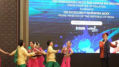 மலேசியா: பிரதமர் மோடி நிகழ்ச்சியில் ஒலித்த எம்ஜிஆரின் நாளை நமதே பாடல்!